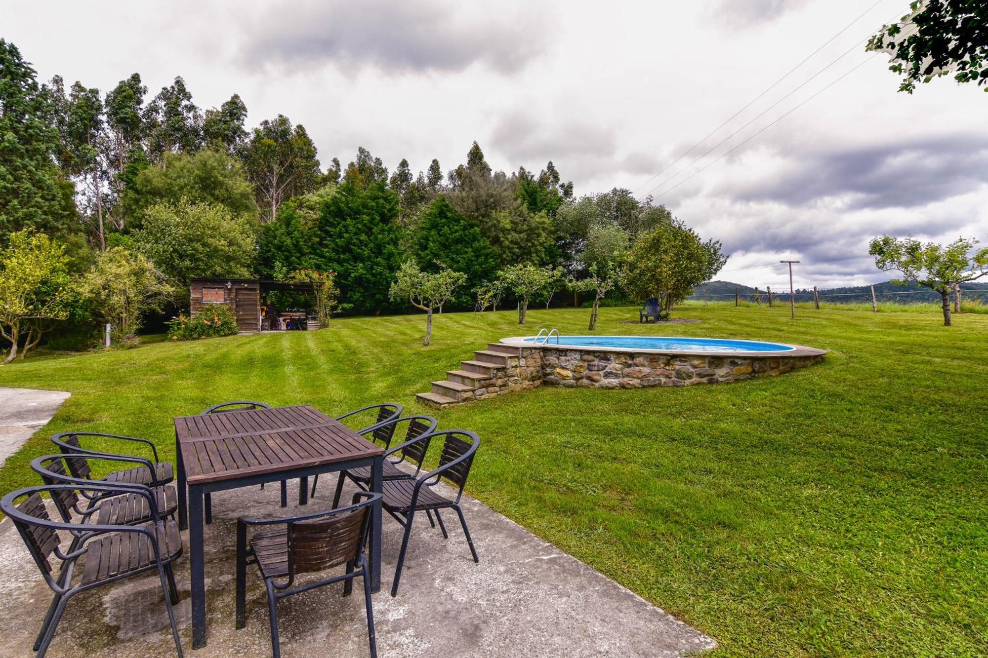 Villa Casa Con Gran Jardin Y Piscina En Cabarceno à Villanueva  Extérieur photo
